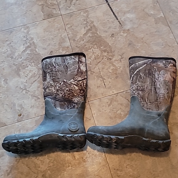 Realtree edge boots - Picture 1 of 2